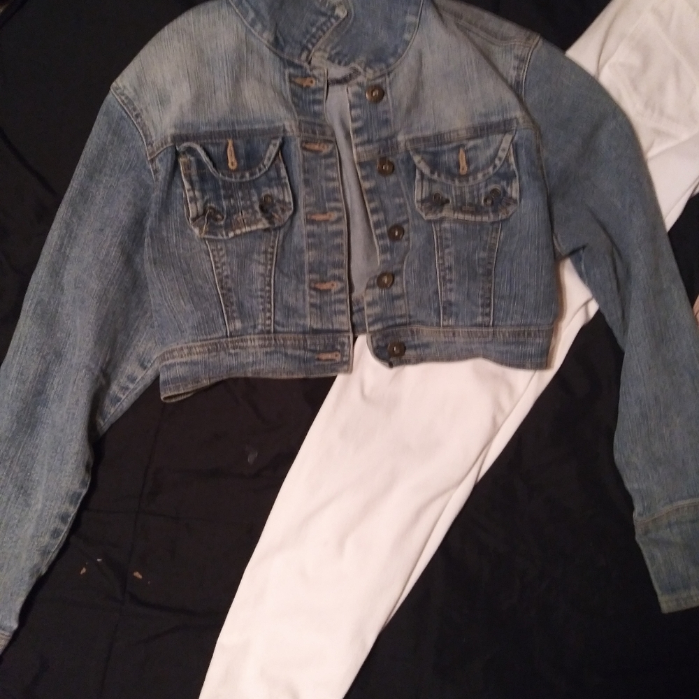 Jean Jacket - Picture 2 of 3